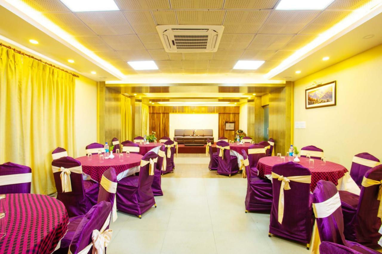 Hotel Lake Paradise Pokhara Exterior photo