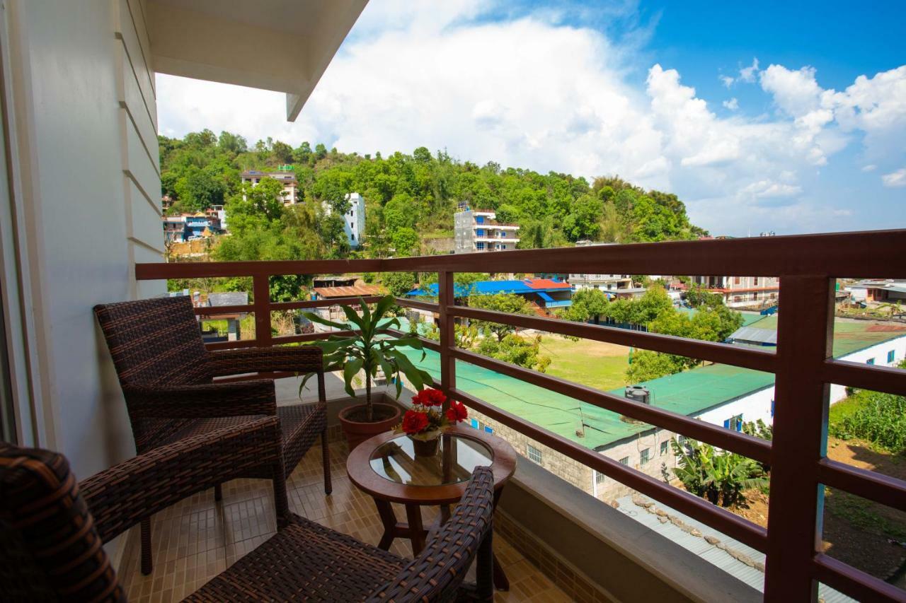 Hotel Lake Paradise Pokhara Exterior photo